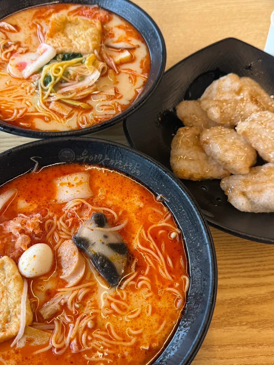 マーラータンと一緒に提供された鍋包肉