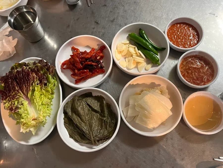 安山仙府洞的辣 jokbal 豬腳店 Okcheon Maeun Jokbal