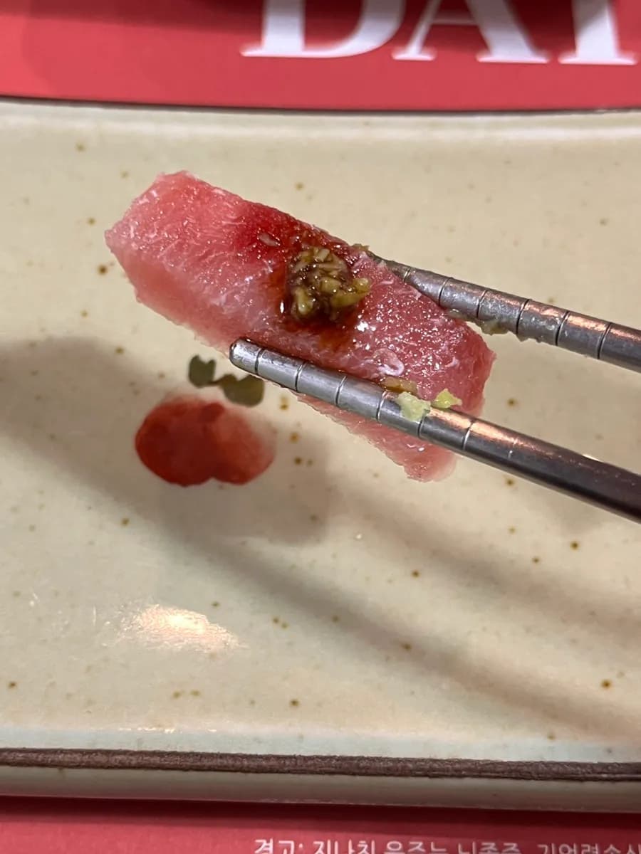 Hogye-dong Wellbeing Tuna, quán tuna hào phóng gần Hogye-gu Intersection