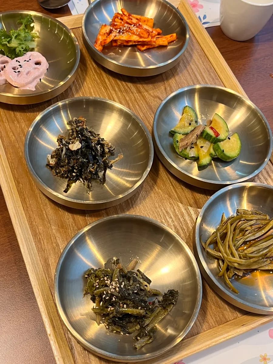Bomseol Uiwang Korean table review body image 5