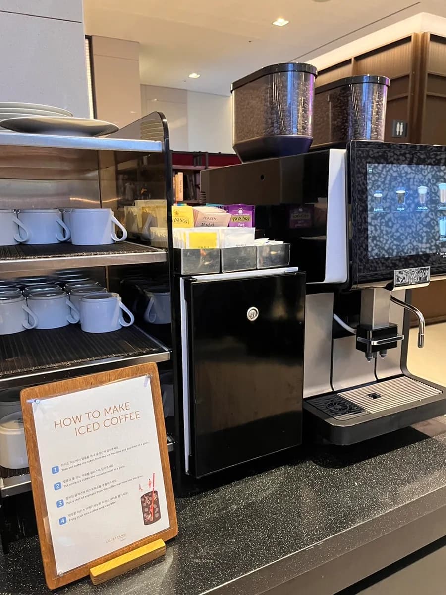 Courtyard Marriott Suwon Kitchen dinner buffet review with grill, seafood and desserts