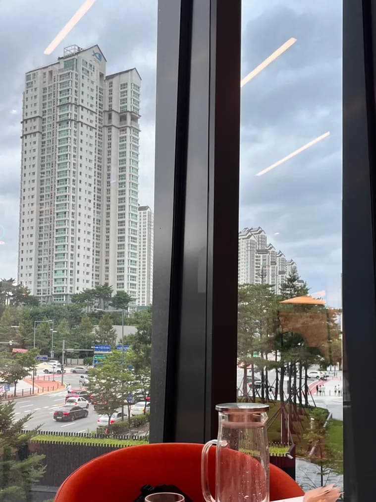 Courtyard Marriott Suwon Kitchen dinner buffet review with grill, seafood and desserts