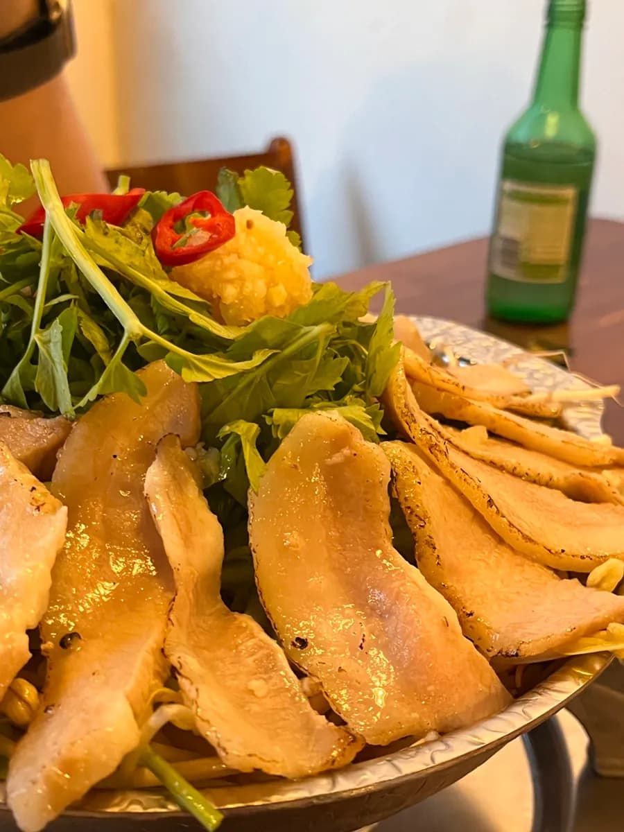 Bar en Hogye-dong con ambiente y sabor, el pub coreano 'Doa'