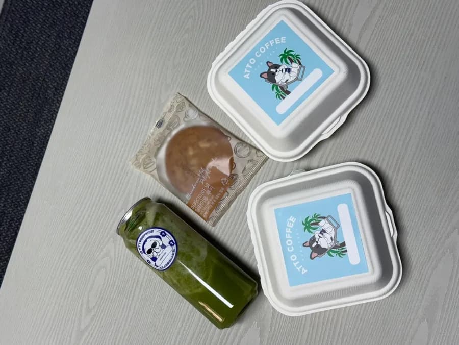 Ulasan dessert dan toast di Ato Coffee Bakdal, kafe 24 jam