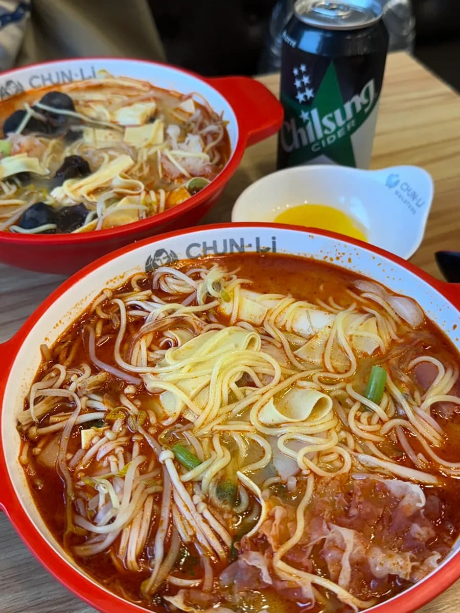 Getränkebereich mit Cider und Zero-Cider bei Chunli Malatang