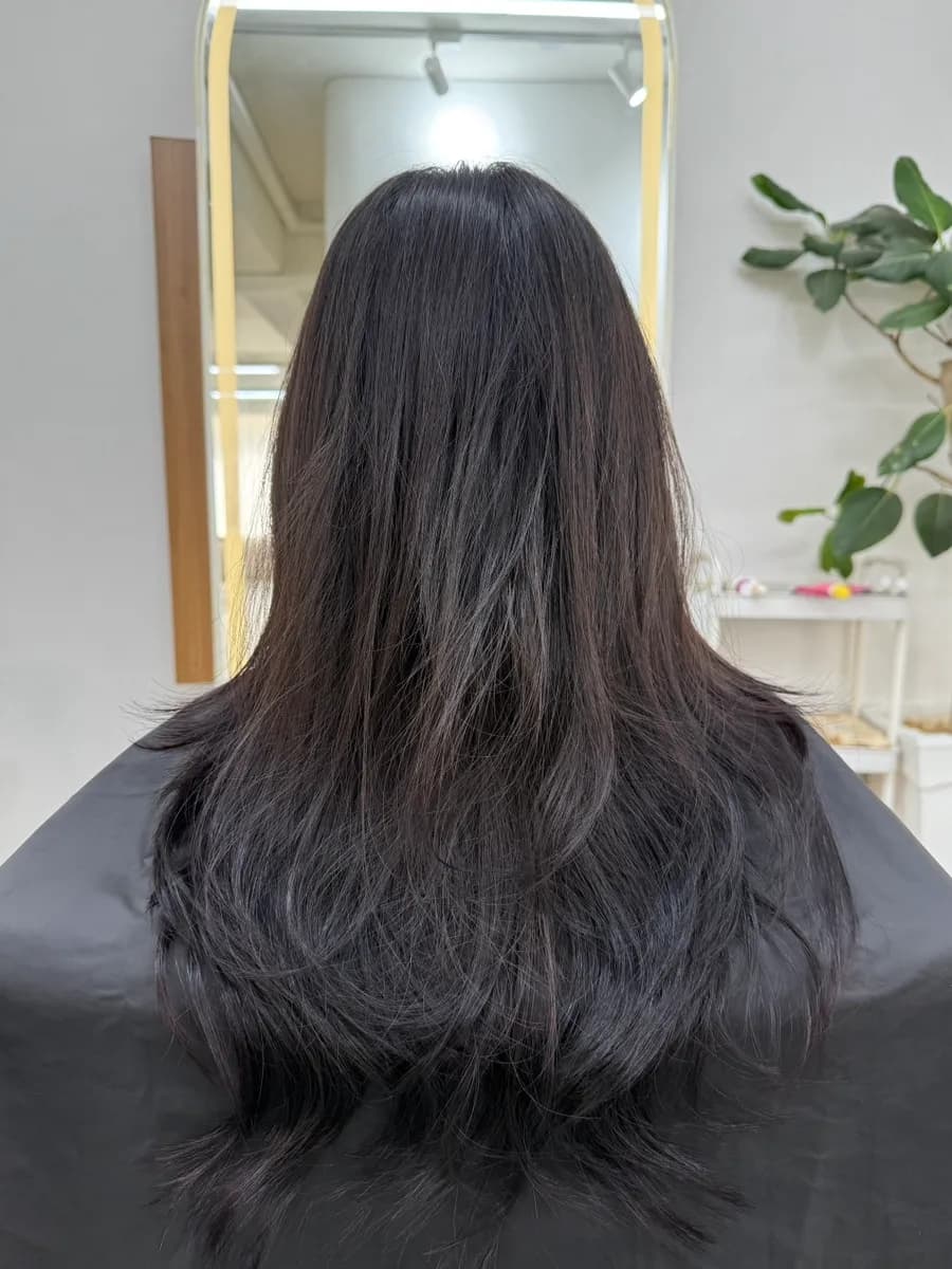 Cabello antes del tratamiento de la clínica capilar de Ava Hair