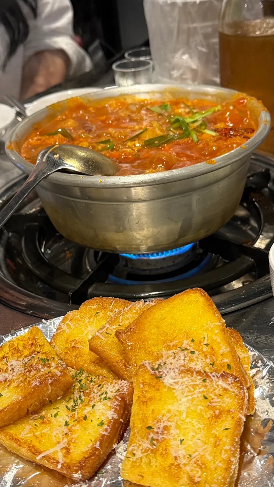 Gopdoritang und süßer Eier-Toast von Hansabal Pocha Beomgye