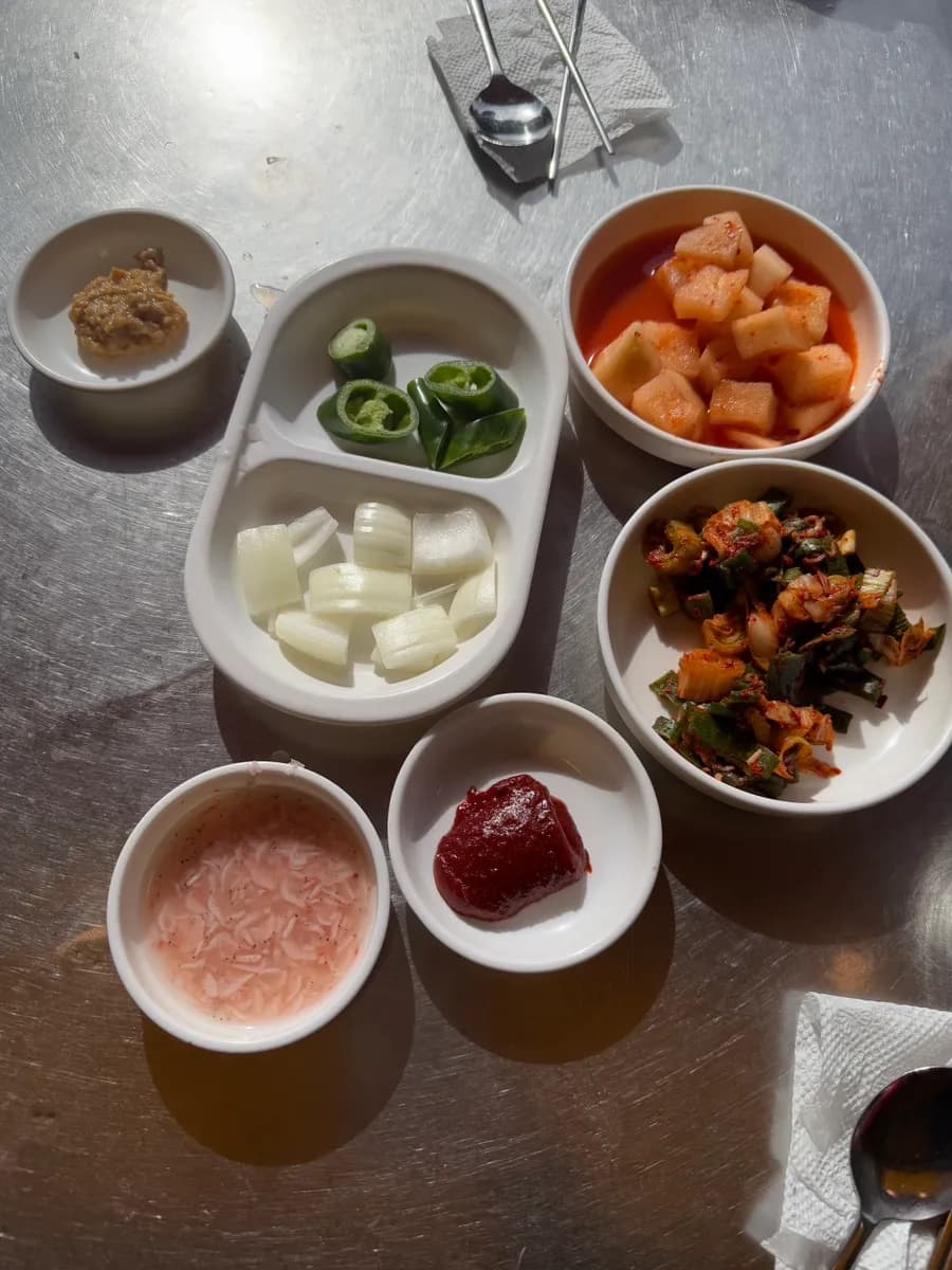 Omunchang Sundae Gukbap в Джунни-доне, Даэдок-гу