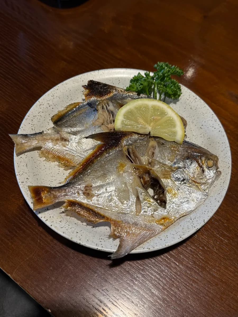 Clam sake-steamed dish with pasta noodles and grilled pomfret finale