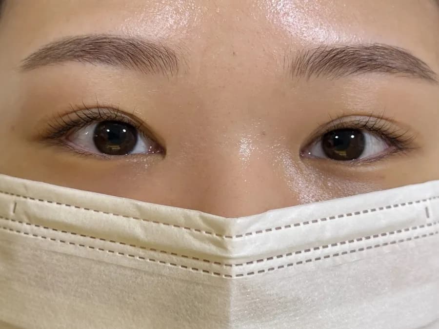 Before na larawan bago ang eyelash perm sa Bellani Beauty